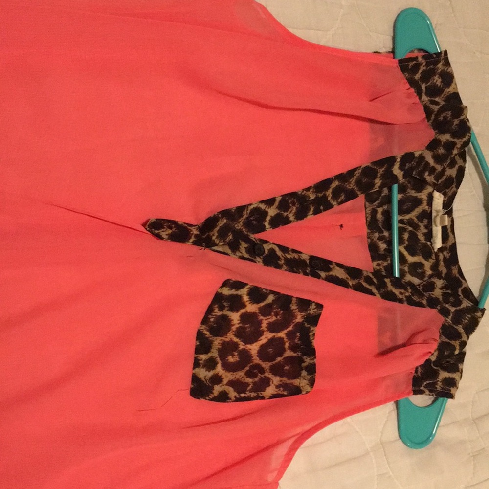 Pink and cheetah short sleeve
